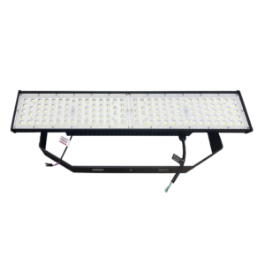 240W Padel Delta 3CCT Linear IP65 Highbay SQ